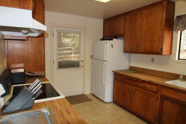 603 Legar Drive, Camp Nelson, CA 93265