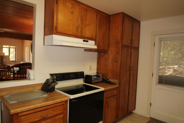 603 Legar Drive, Camp Nelson, CA 93265