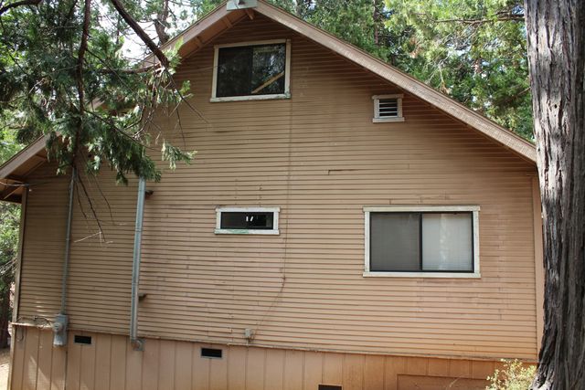 603 Legar Drive, Camp Nelson, CA 93265