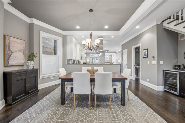 1655 W Carmen Avenue, Chicago, IL 60640