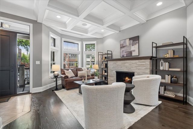 1655 W Carmen Avenue, Chicago, IL 60640