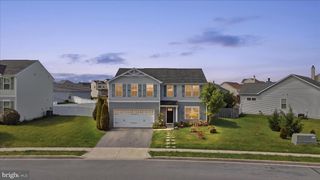 52 SHREWSBURY DR, Martinsburg, WV 25405