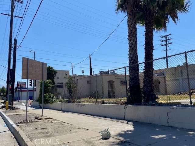 104 S Mount Vernon Avenue, San Bernardino, CA 92410