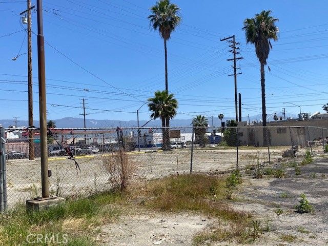 104 S Mount Vernon Avenue, San Bernardino, CA 92410