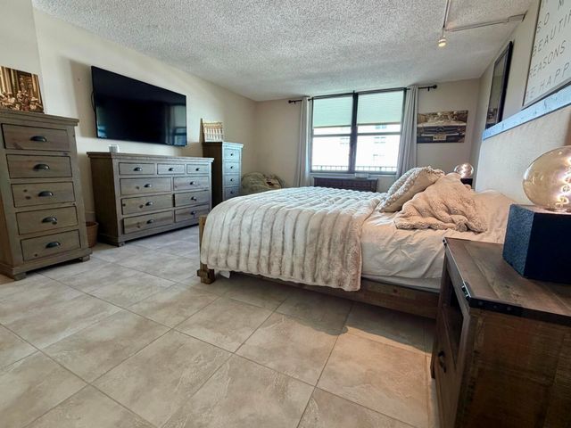 3460 S Ocean Boulevard 5110, Palm Beach, FL 33480