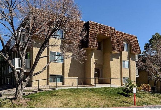 7455 E Quincy Avenue 104, Denver, CO 80237