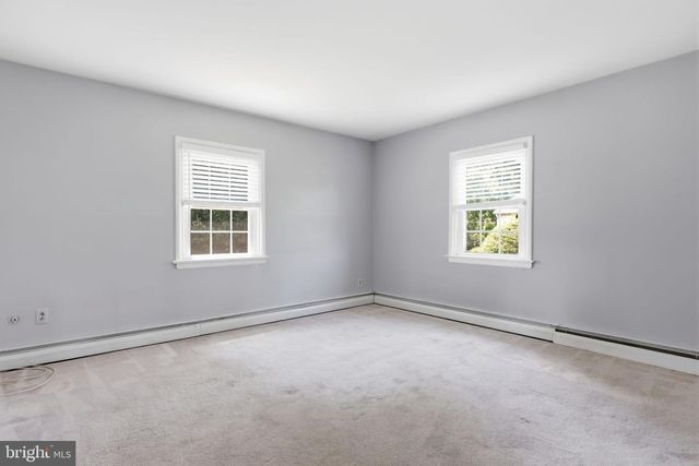 830 ALMSHOUSE RD, Warminster, PA 18974