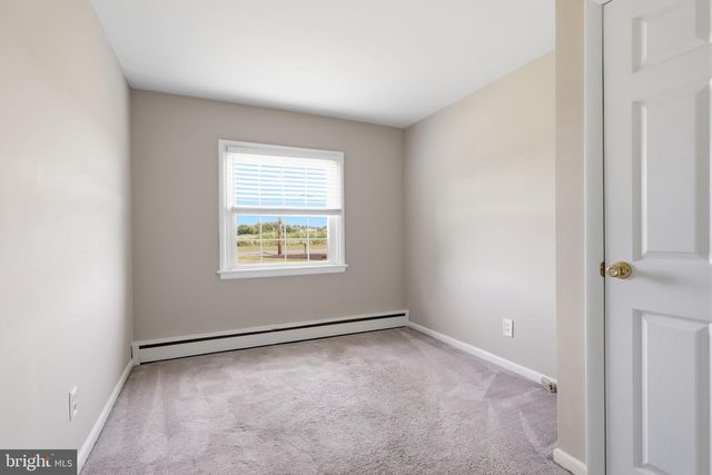 830 ALMSHOUSE RD, Warminster, PA 18974