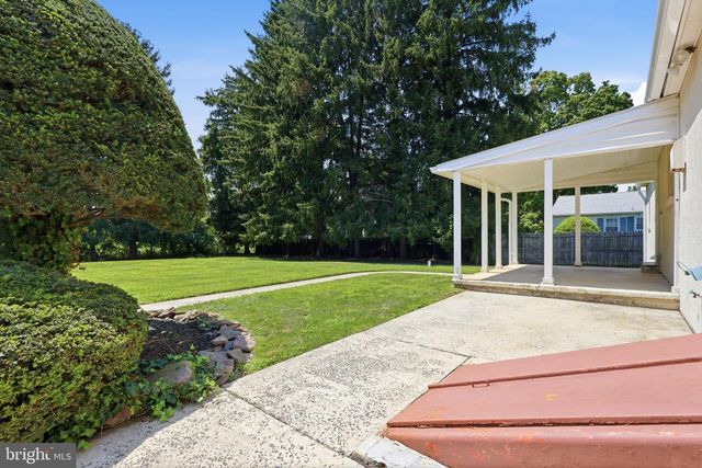 830 ALMSHOUSE RD, Warminster, PA 18974