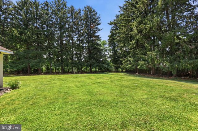 830 ALMSHOUSE RD, Warminster, PA 18974