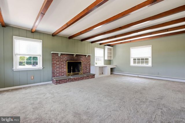 830 ALMSHOUSE RD, Warminster, PA 18974