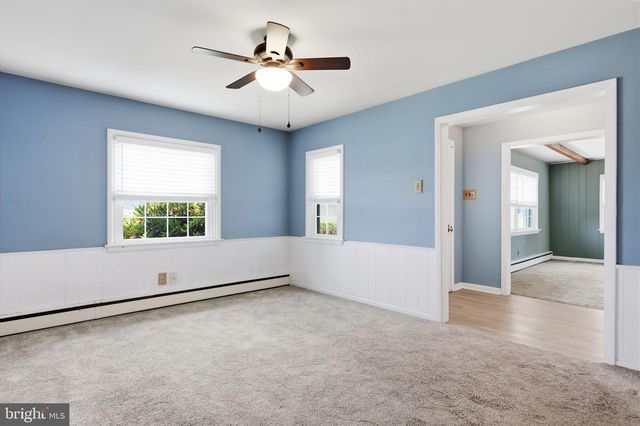 830 ALMSHOUSE RD, Warminster, PA 18974
