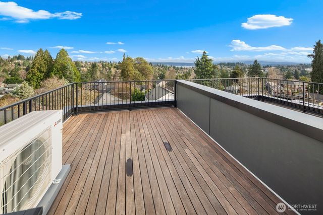 6012 B 35th Avenue NE, Seattle, WA 98115