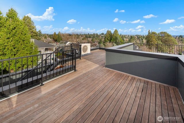 6012 B 35th Avenue NE, Seattle, WA 98115