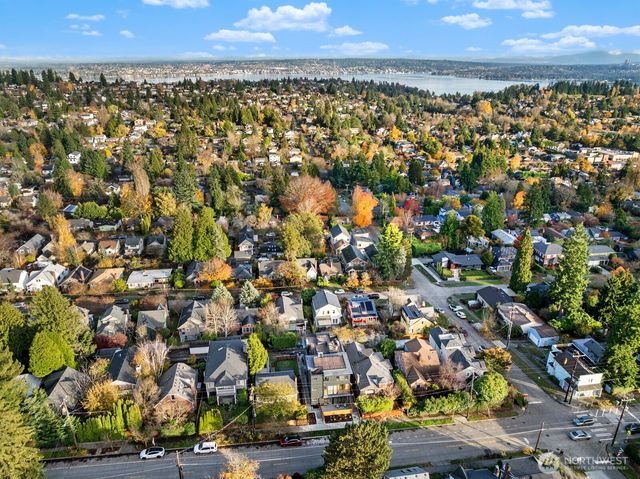 6012 B 35th Avenue NE, Seattle, WA 98115