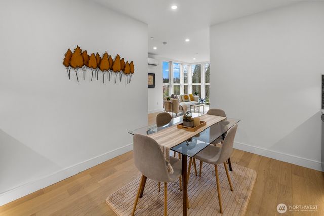 6012 B 35th Avenue NE, Seattle, WA 98115