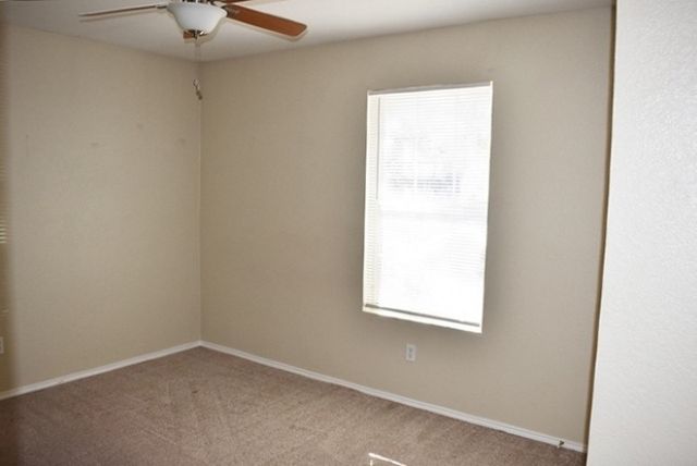 1421 Queens Brook Lane, Fort Worth, TX 76140