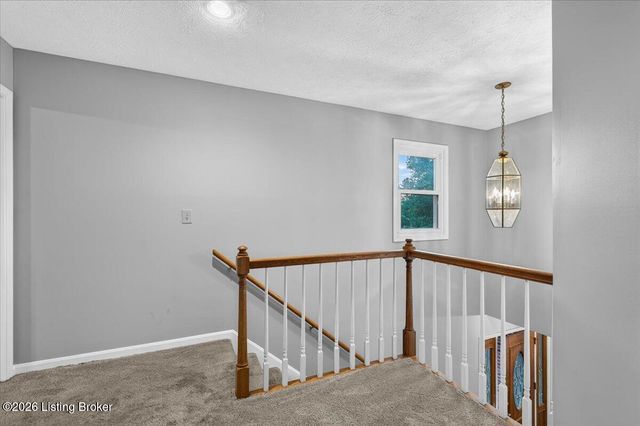8705 Chase Tayler Pl, Louisville, KY 40299
