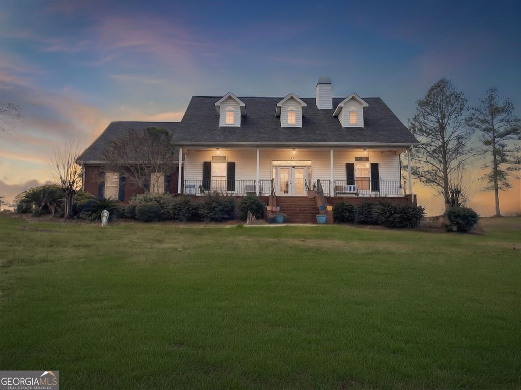 37 Oak Drive, Hawkinsville, GA 31036