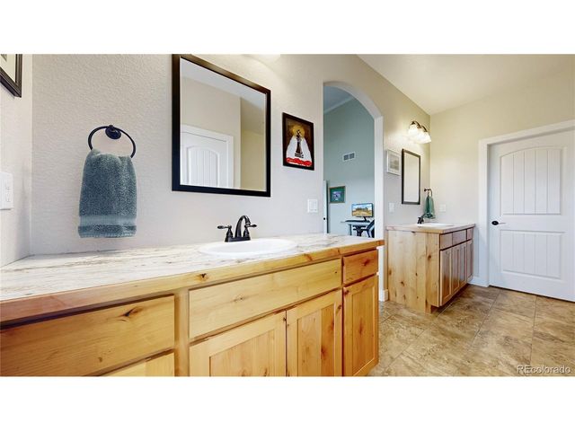 56 W 8th Ave, Byers, CO 80103