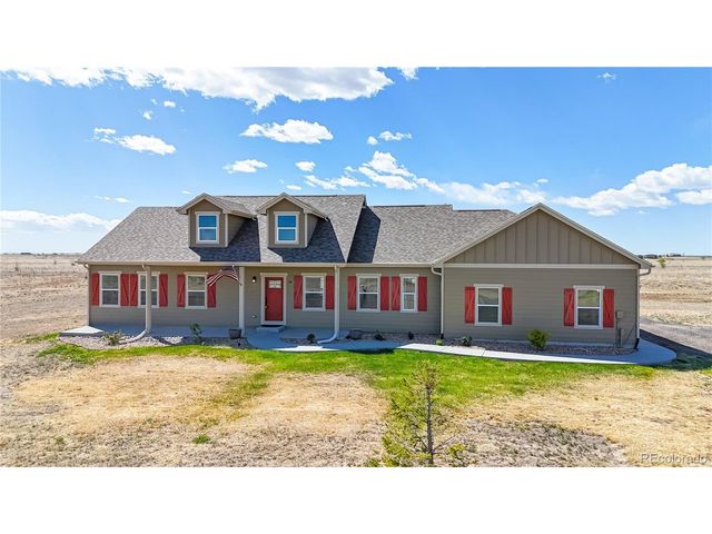 56 W 8th Ave, Byers, CO 80103