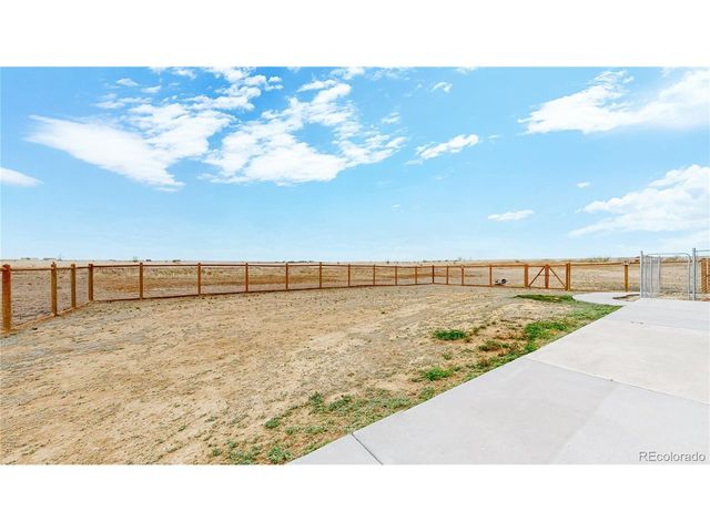 56 W 8th Ave, Byers, CO 80103