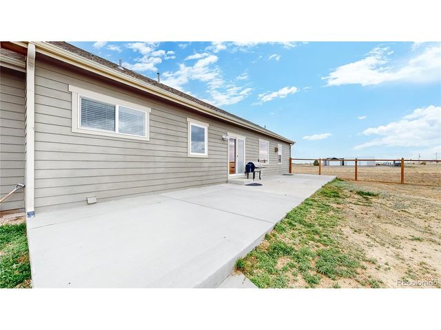 56 W 8th Ave, Byers, CO 80103