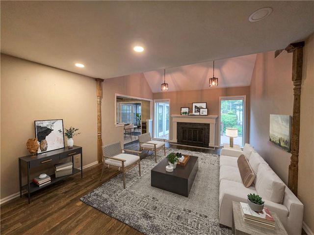 11695 Bradshaw Street, Overland Park, KS 66210