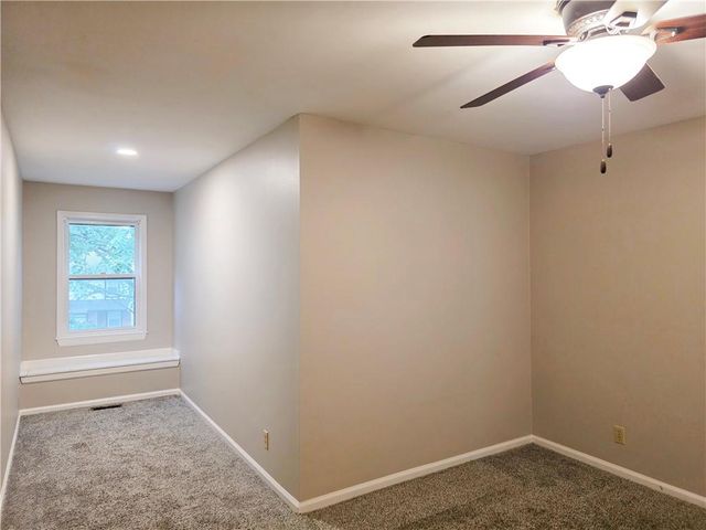 11695 Bradshaw Street, Overland Park, KS 66210
