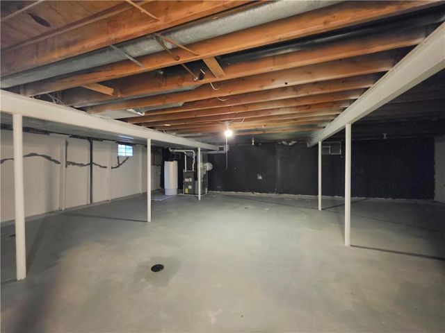 11695 Bradshaw Street, Overland Park, KS 66210