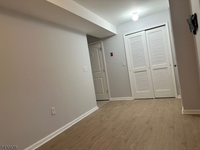 33 Ronald Dr, Franklin Twp., NJ 08873