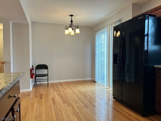 33 Ronald Dr, Franklin Twp., NJ 08873