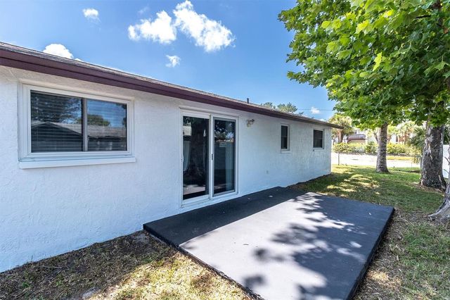 9031 CRABTREE LANE, Port Richey, FL 34668