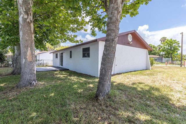 9031 CRABTREE LANE, Port Richey, FL 34668
