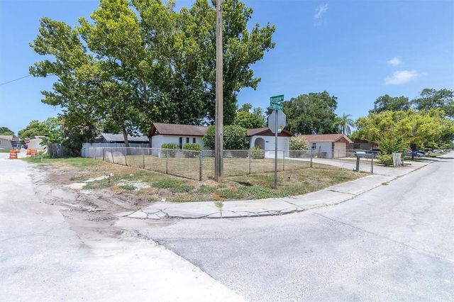 9031 CRABTREE LANE, Port Richey, FL 34668