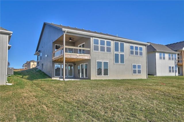 23811 W 59th Terrace, Shawnee, KS 66226