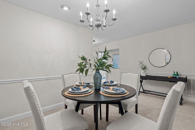 227 N Knoll Road N, Southern Pines, NC 28387