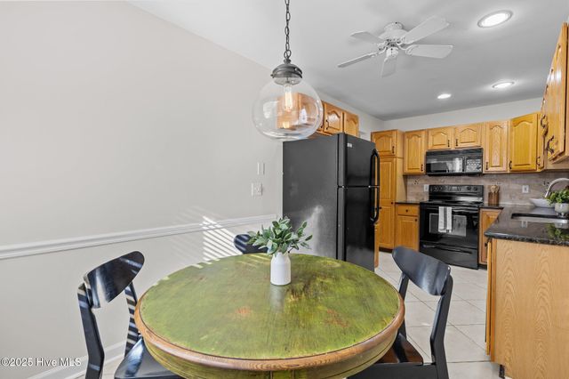 227 N Knoll Road N, Southern Pines, NC 28387