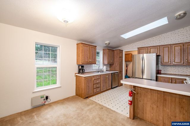 32981 Mount Pleasant Rd, Lebanon, OR 97355