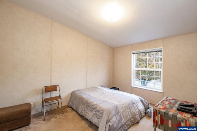 32981 Mount Pleasant Rd, Lebanon, OR 97355