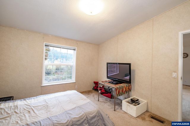 32981 Mount Pleasant Rd, Lebanon, OR 97355