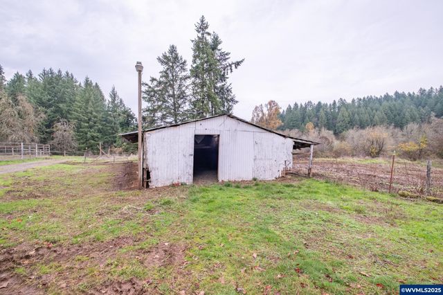 32981 Mount Pleasant Rd, Lebanon, OR 97355