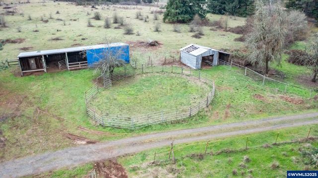 32981 Mount Pleasant Rd, Lebanon, OR 97355