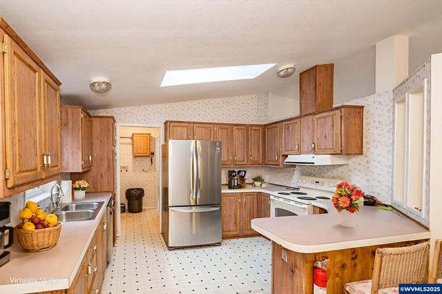 32981 Mount Pleasant Rd, Lebanon, OR 97355