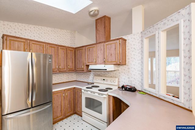 32981 Mount Pleasant Rd, Lebanon, OR 97355