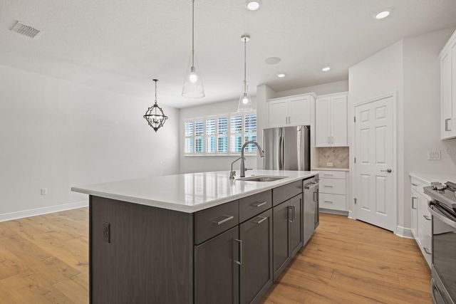 13928 NATURES RESERVE DRIVE, Lithia, FL 33547