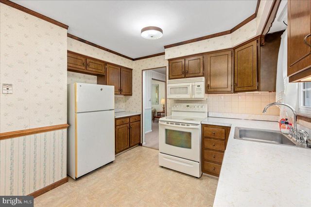 165 GOLFVIEW DR, Sewell, NJ 08080