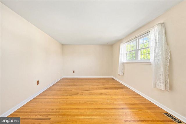 165 GOLFVIEW DR, Sewell, NJ 08080