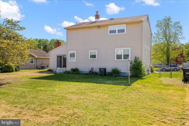 165 GOLFVIEW DR, Sewell, NJ 08080
