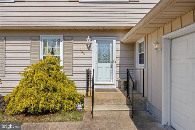 165 GOLFVIEW DR, Sewell, NJ 08080